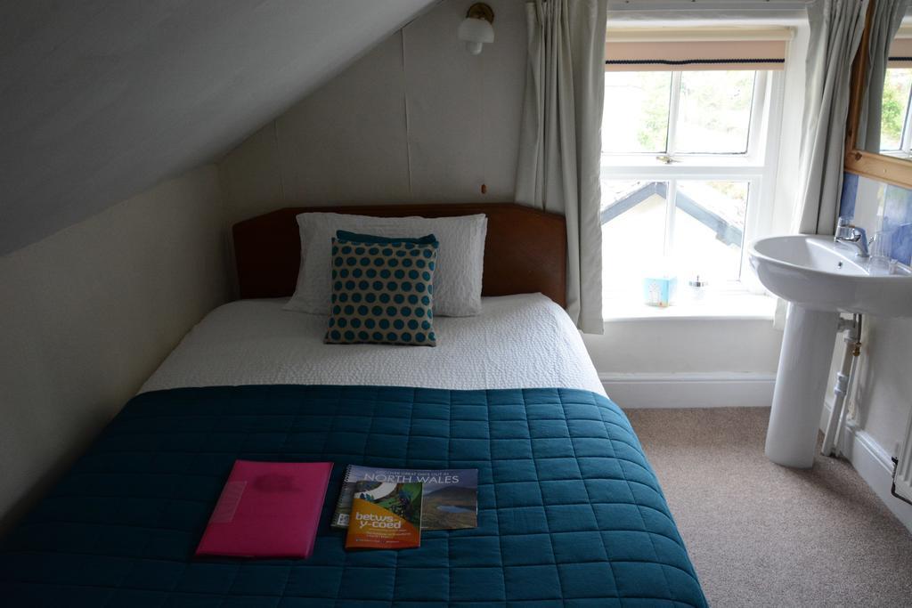 Bed and Breakfast Bryn Llewelyn Betws-y-Coed Exterior foto